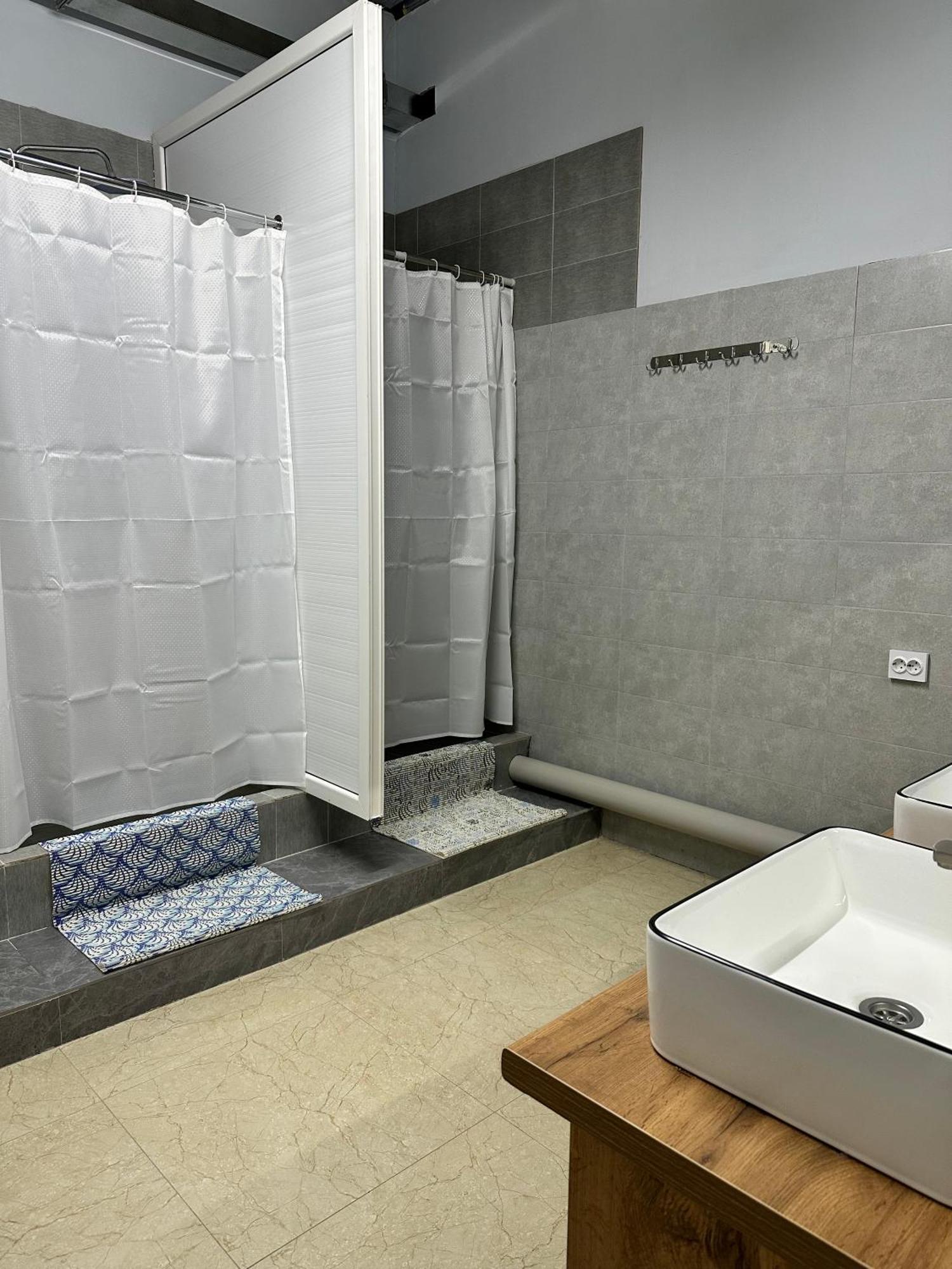 Hostel O2 Almatı Dış mekan fotoğraf
