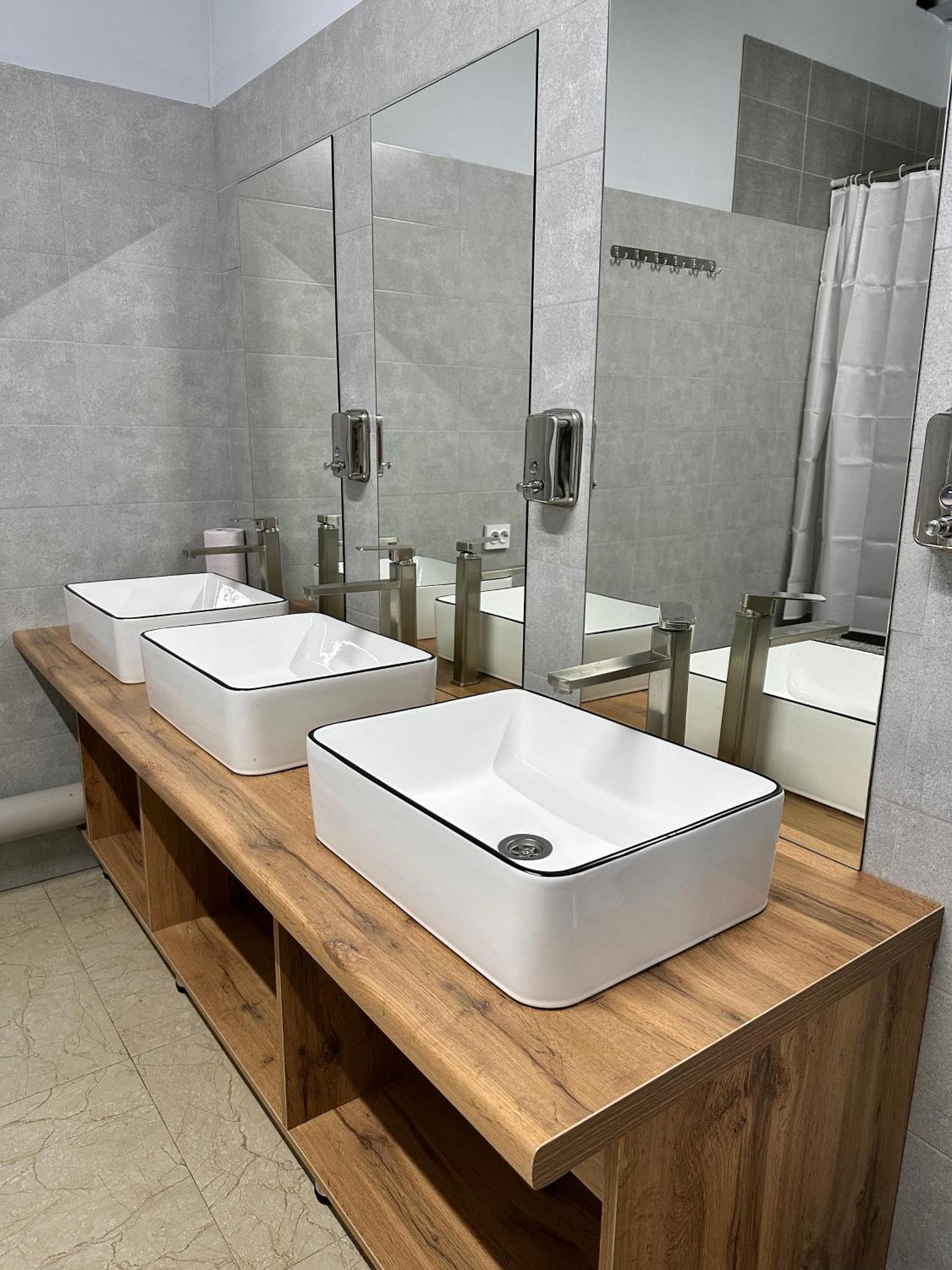 Hostel O2 Almatı Dış mekan fotoğraf